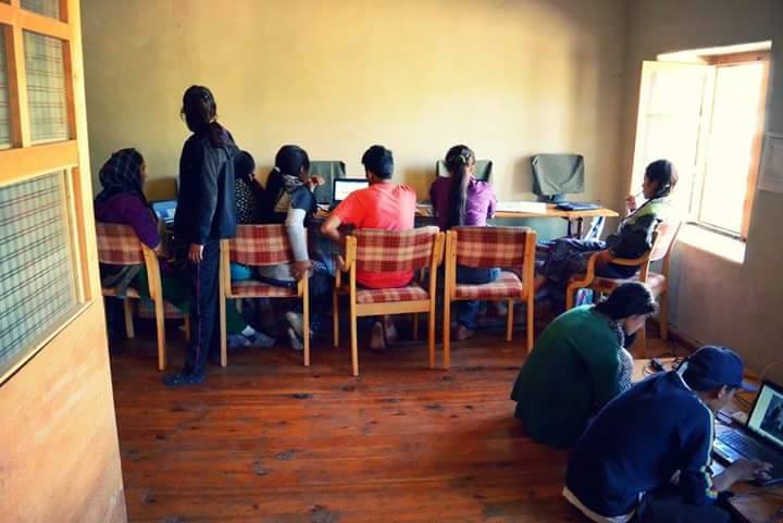 students in the computer lab
